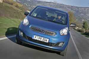 KIA Venga acción