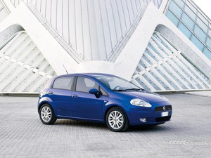 Sin descartar la opción italiana de un coche Fiat