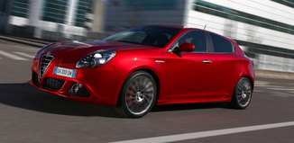 Alfa Romeo Giulietta Precios Motores Equipamientos