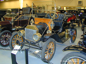 Henry Ford, donde comienza la historia 1909 ford model t roadster 300x225 Henry Ford, donde comienza la historia