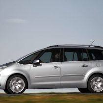 Citroën C4 Grand Picasso 2011 precios motores equipamientos