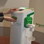 Así funciona una electrolinera robotizada cargador vehiculo electrico schneider electric ecostruxure web 150x150 Así funciona una electrolinera robotizada