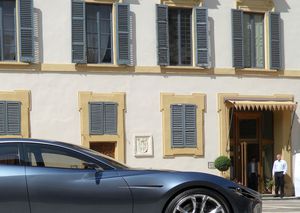 coche-hotel