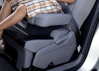 coches familiares seguridad coches familiares seguridad 199x300 Pasos para elegir el coche familiar que necesitas