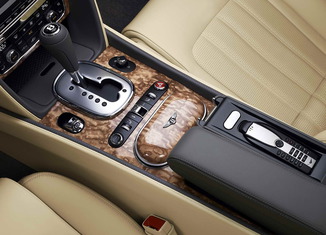 Nuevo Bentley Continental GTC Bentley Continental GTC 03 300x199 Nuevo Bentley Continental GTC