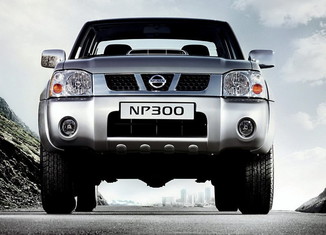 Nissan NP300 Pick-up 8