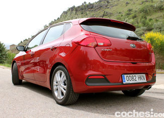 prueba_kia_ceed_2012_diesel_128_CV_12 prueba kia ceed 2012 diesel 128 CV 12 300x199 A prueba: Kia cee´d 1.6 CRDI VGT 128 CV