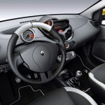 Renault Twingo Red Bull 3 Renault Twingo Red Bull 3 150x150 Renault Twingo R.S. Red Bull Racing RB7, edición limitada