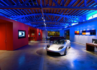 tesla_store_los_angeles tesla store los angeles1 300x225 El plan de Tesla para “saltarse” los concesionarios