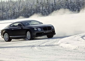 Bentley_Power_on_Ice_02