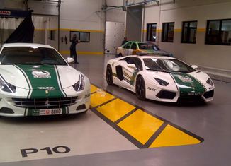 coches policia Dubai