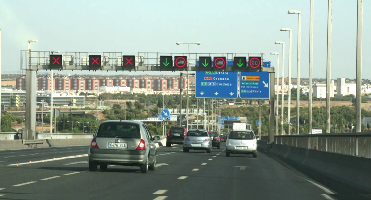 Cómo conducir en un carril reversible