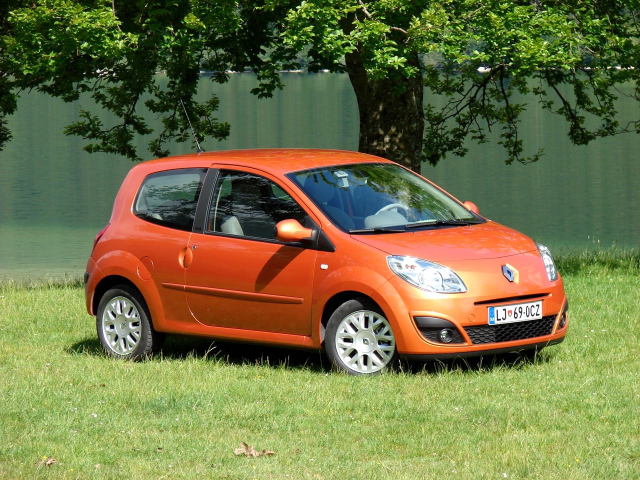 Renault Twingo 2007 naranja