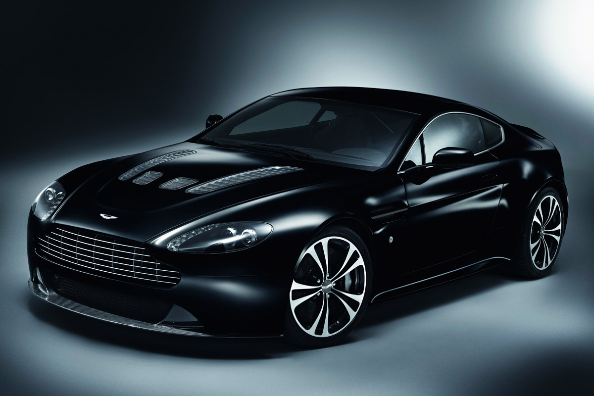 Aston Martin Carbon Black