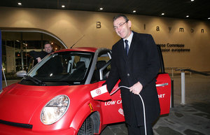 Todas las noticias de coches en un solo portal: Pruebas, fotos, vídeos, informes...