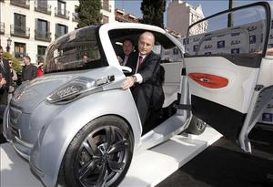 Todas las noticias de coches en un solo portal: Pruebas, fotos, vídeos, informes...