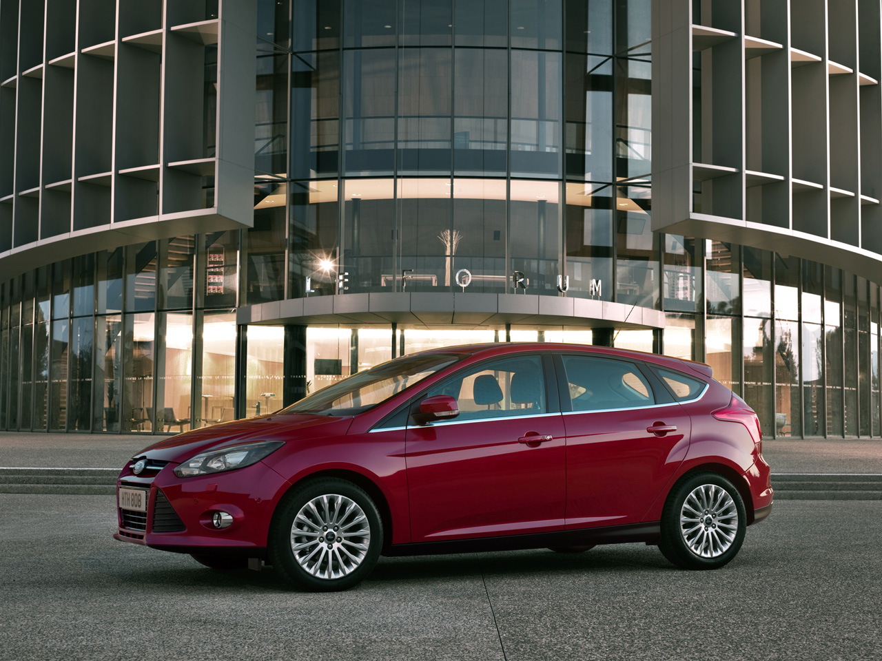 Ford Focus 2012 lateral