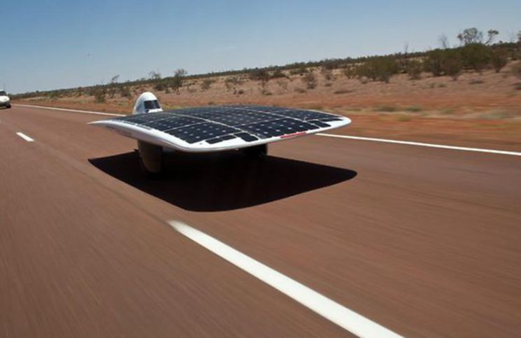Nuevo récord de velocidad para un vehículo solar