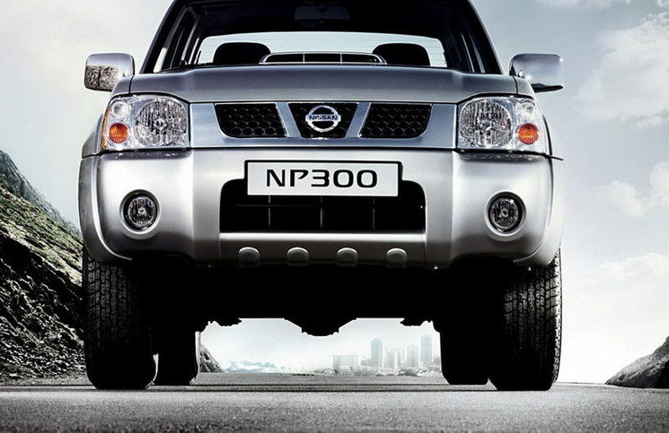 Nissan np300 2012