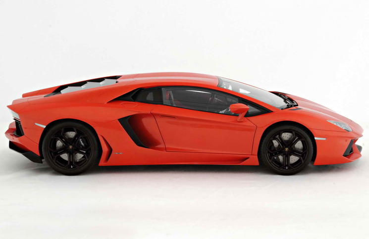 Lamborghini Aventador a la venta por  €