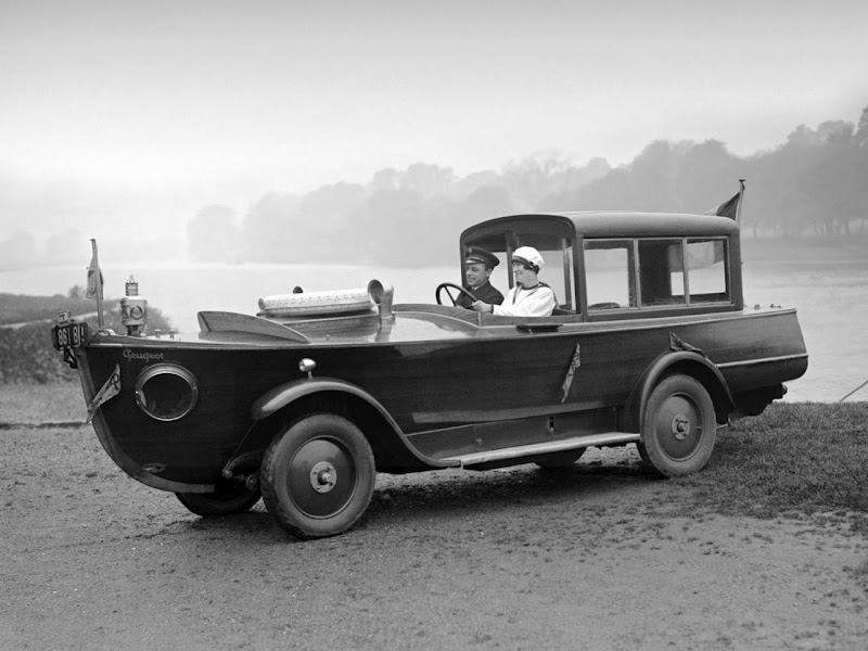 Peugeot Motorboat Car 1925