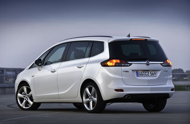 Opel zafira tourer 2013