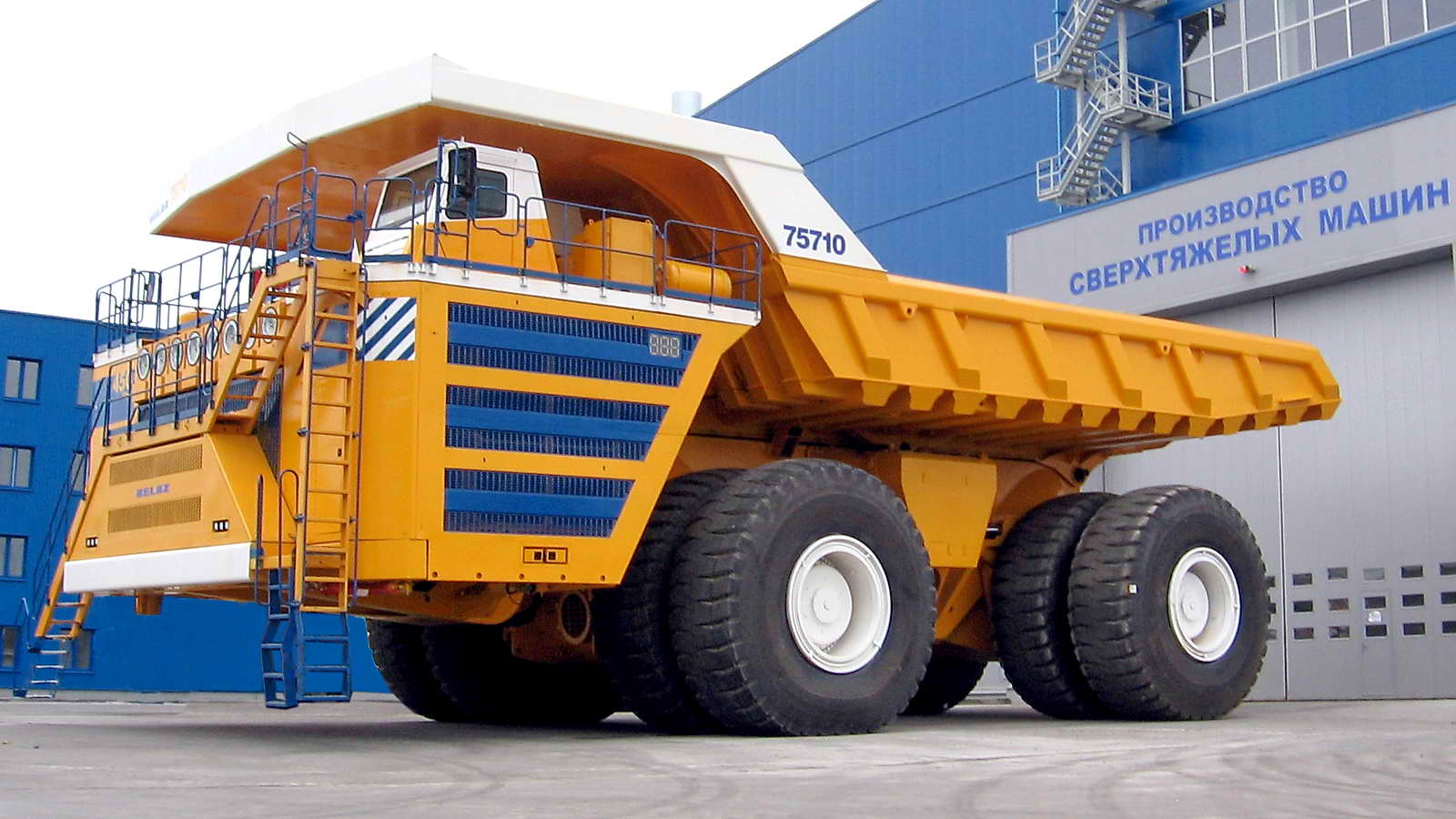 BelAZ 75710: El camión minero grande del mundo