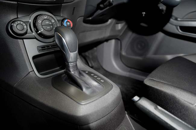 Ford Fiesta 1.0-litre EcoBoost now available with Ford Powershift six-speed automatic transmission