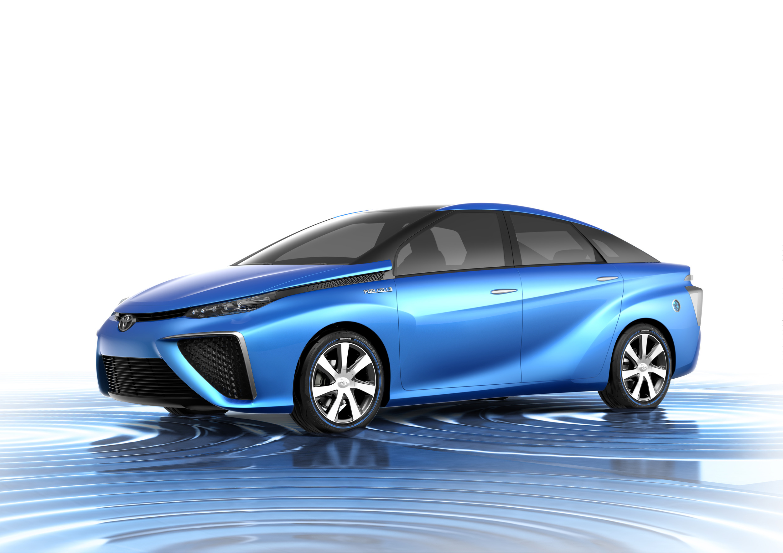 toyota-fuel-cell-vehicle-2013-01