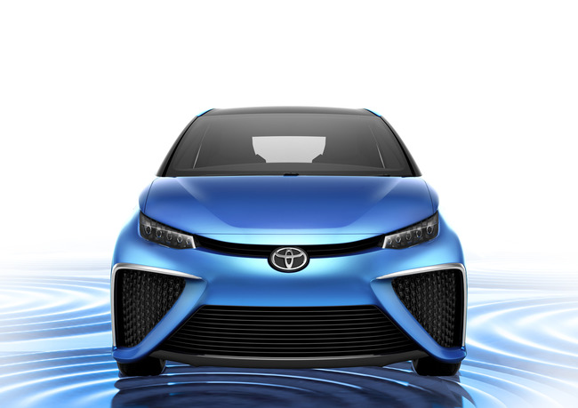 toyota-fuel-cell-vehicle-2013-02