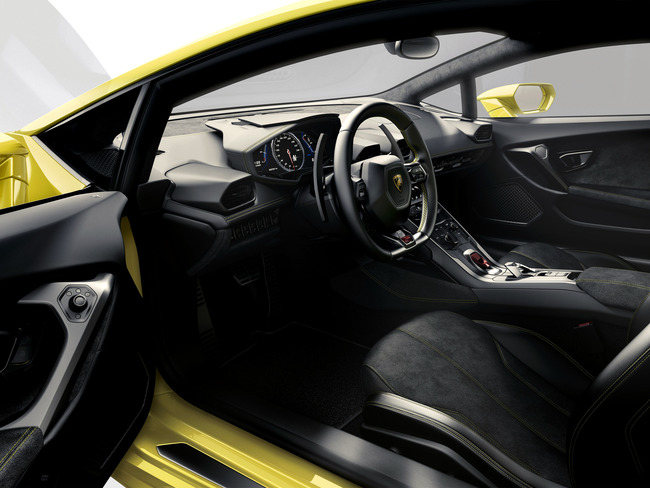 Lamborghini Huracan 2014 interior 11