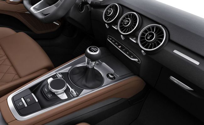 Audi TT 2014 interior 03