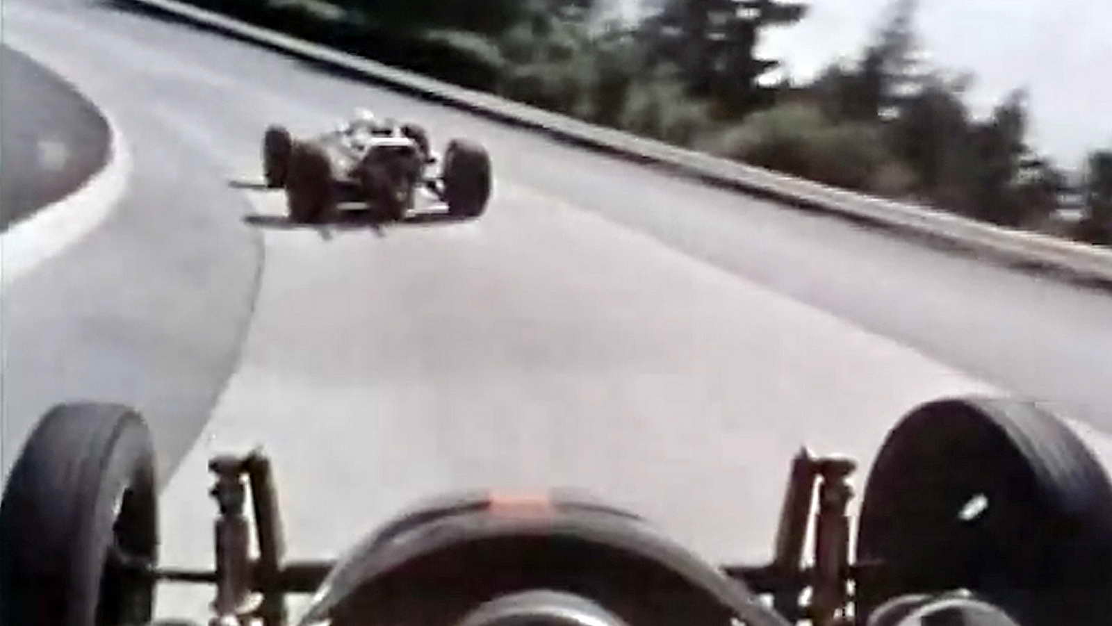 Vuelta_rápida_Nürburgring_Fórmula_1_1967_03