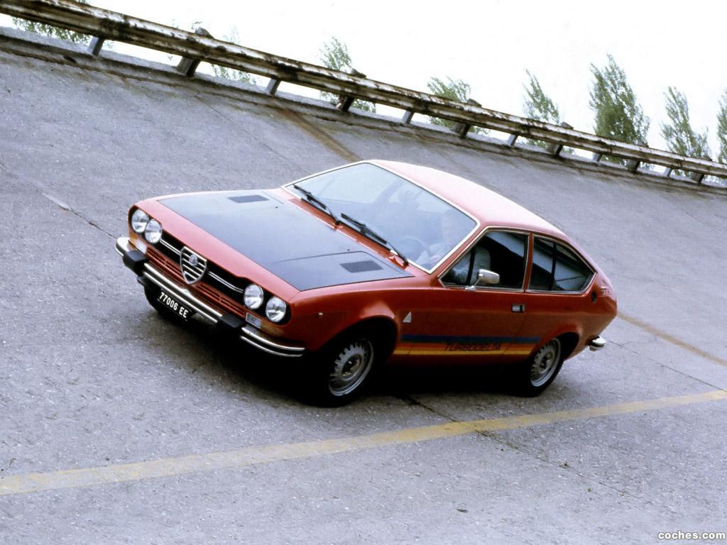alfa_alfetta-gtv-2000-turbodelta-1979-80_r4.jpg