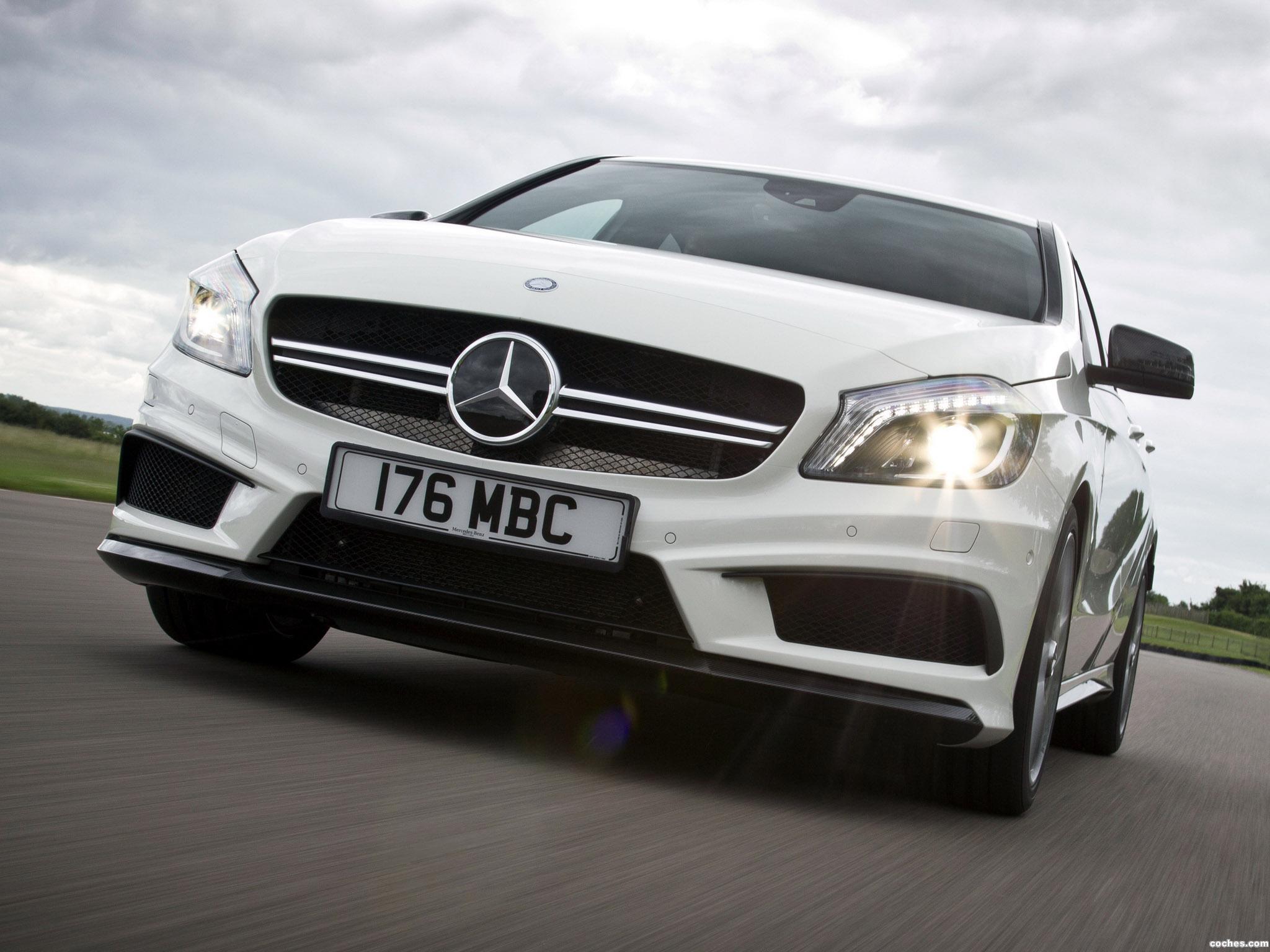 amg_mercedes-a45-w176-uk-2013_r11