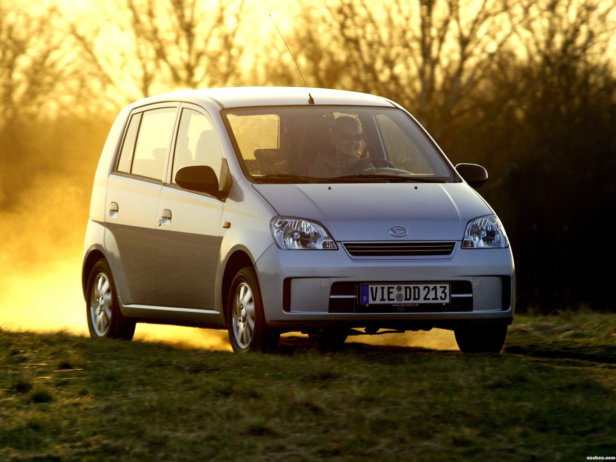 Fotos de Daihatsu Cuore 2003