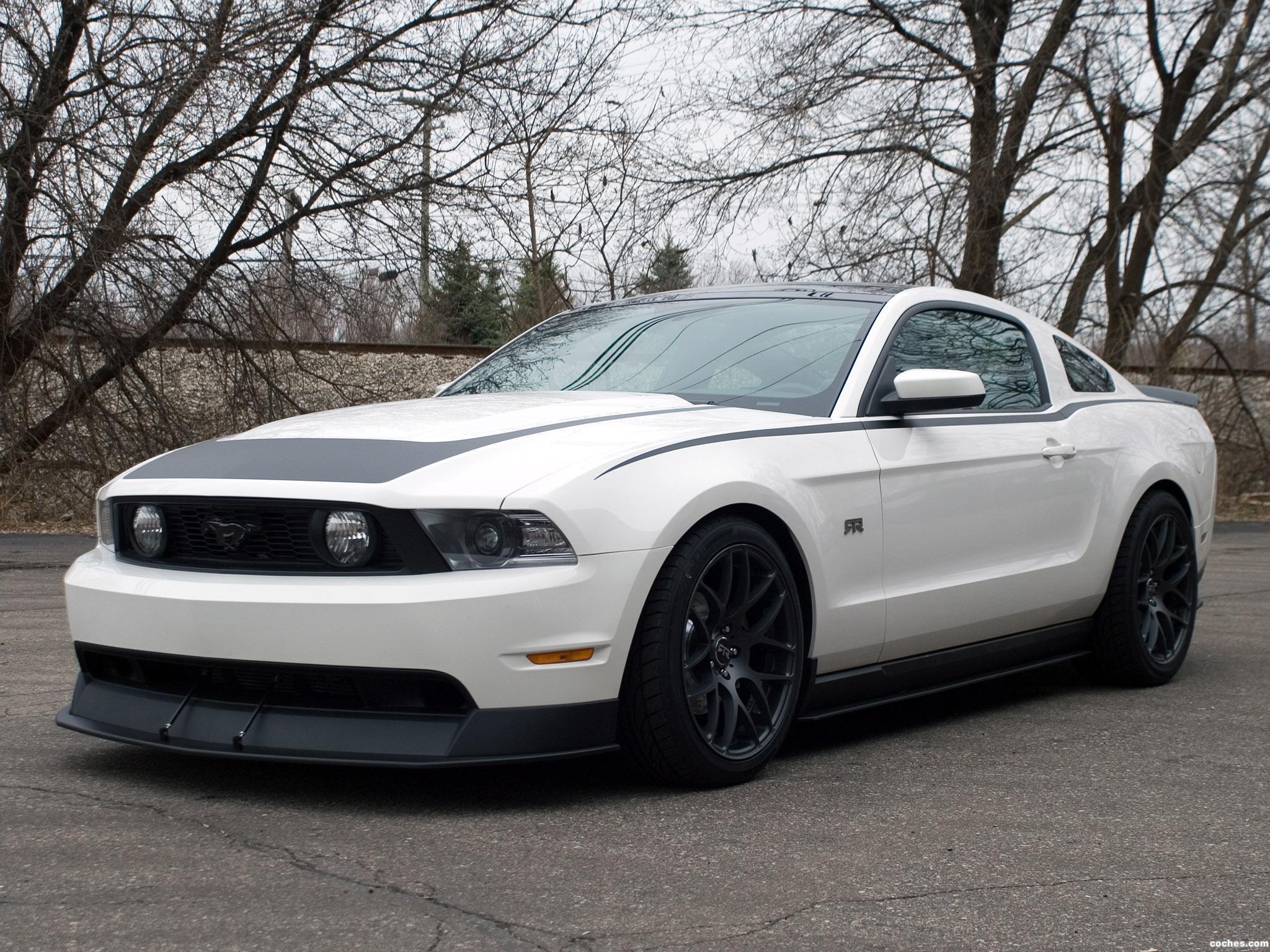 ford_mustang-rtr-2010_r12