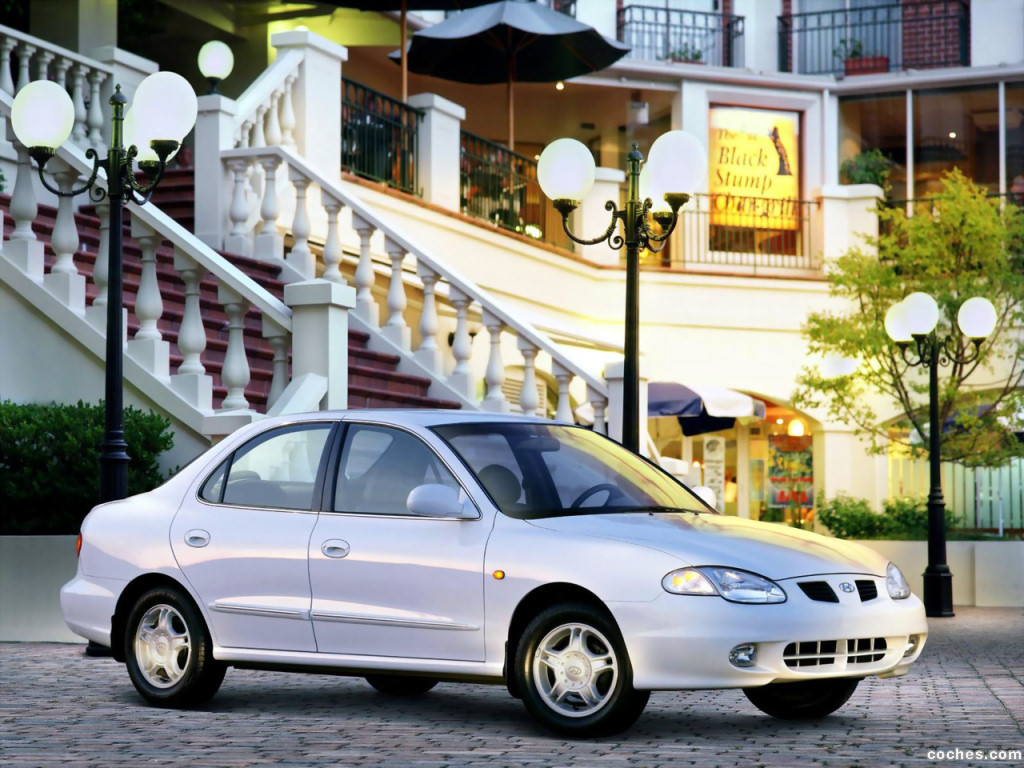 Hyundai lantra 1998