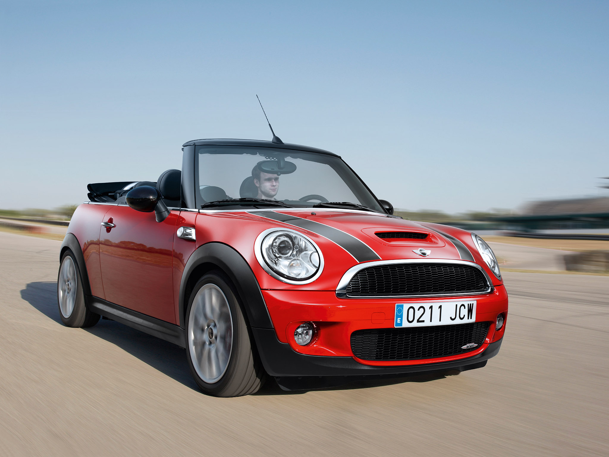 Fotos de Mini Cabrio John Cooper Works 2009