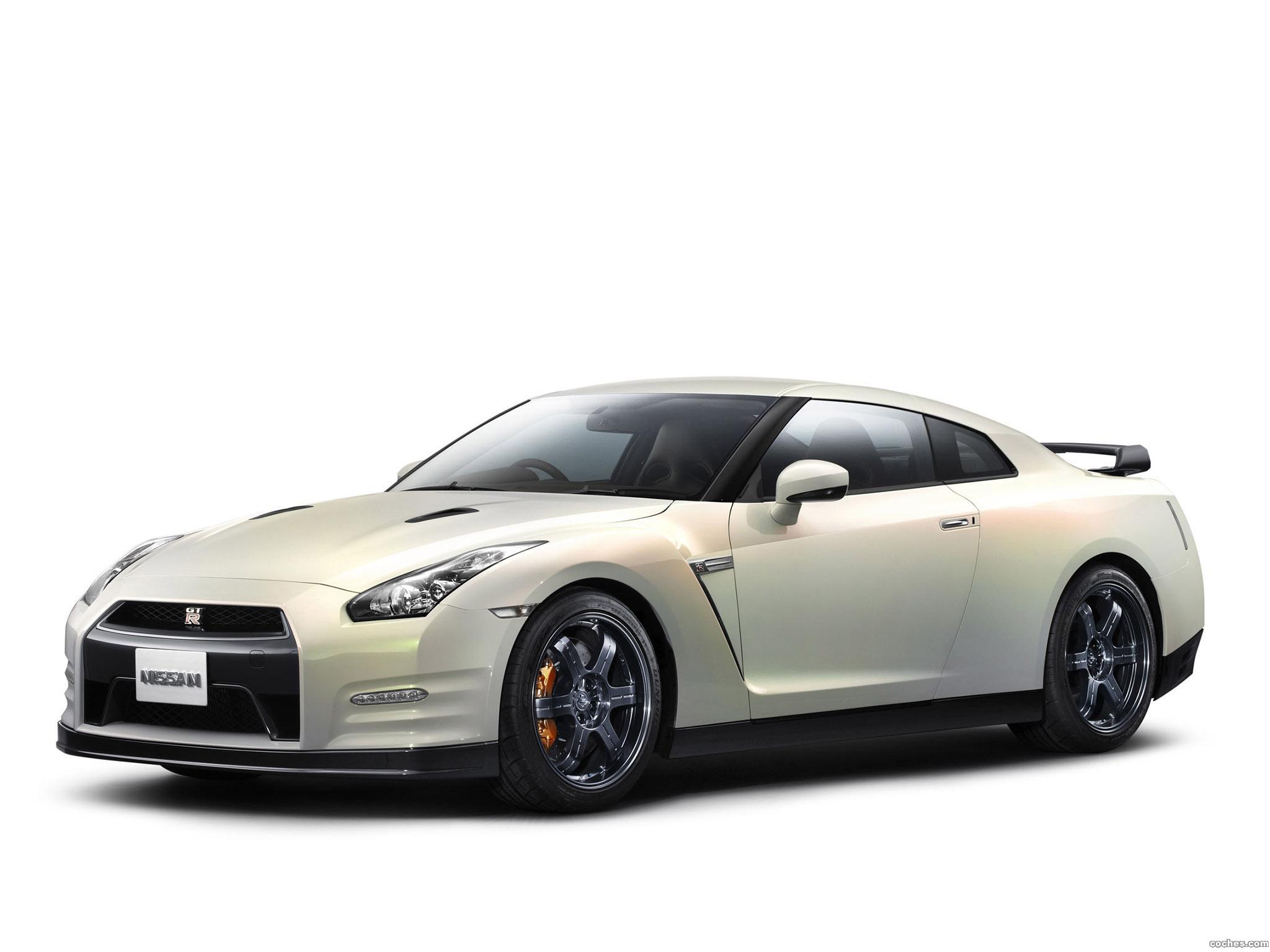 nissan_gtr-egoist-2010_r4