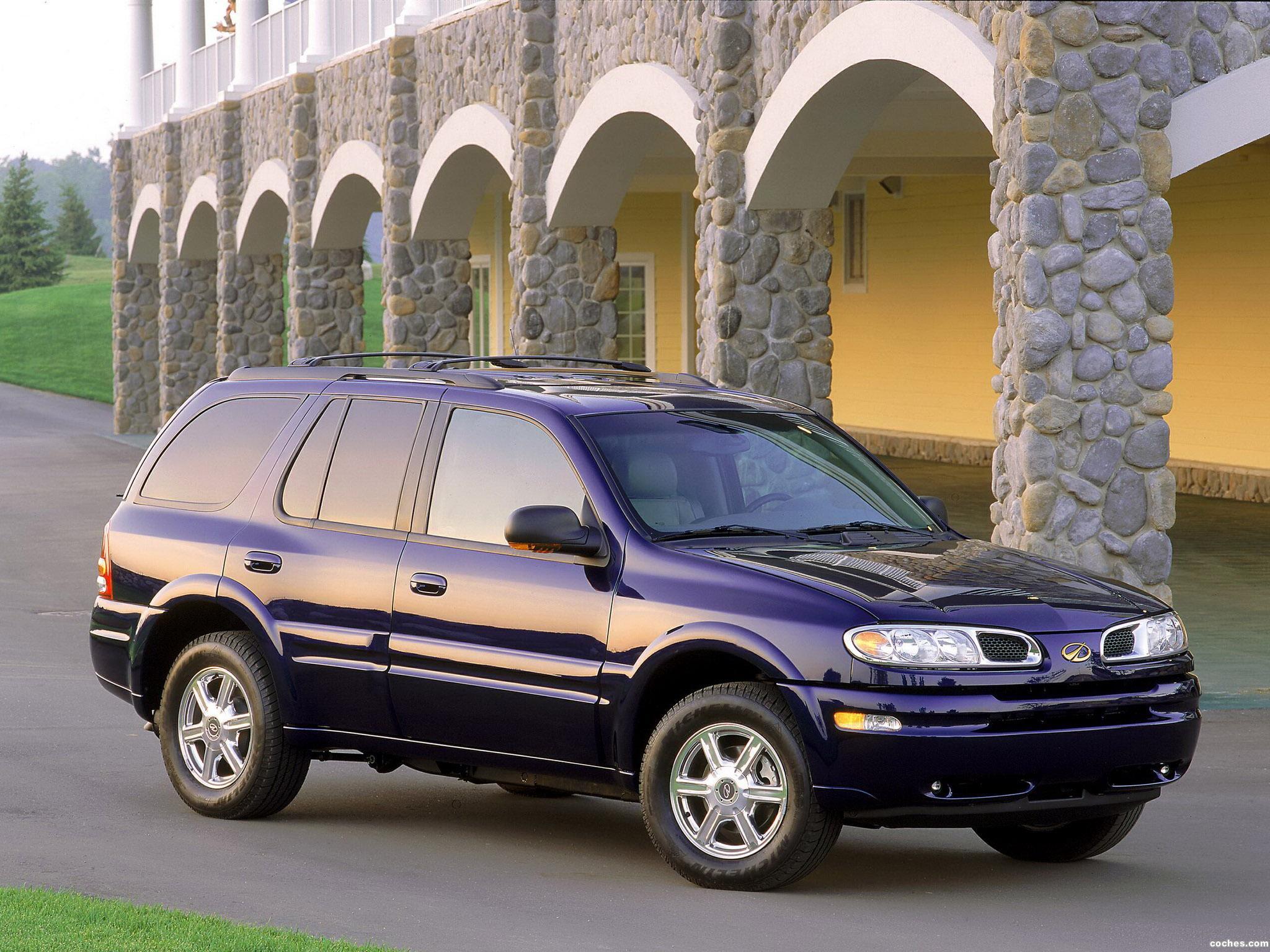 2001 2002 годы. Олдсмобиль бравада 2002. Oldsmobile Bravada 2004. Oldsmobile Bravada 1999. Внедорожник Bravada.