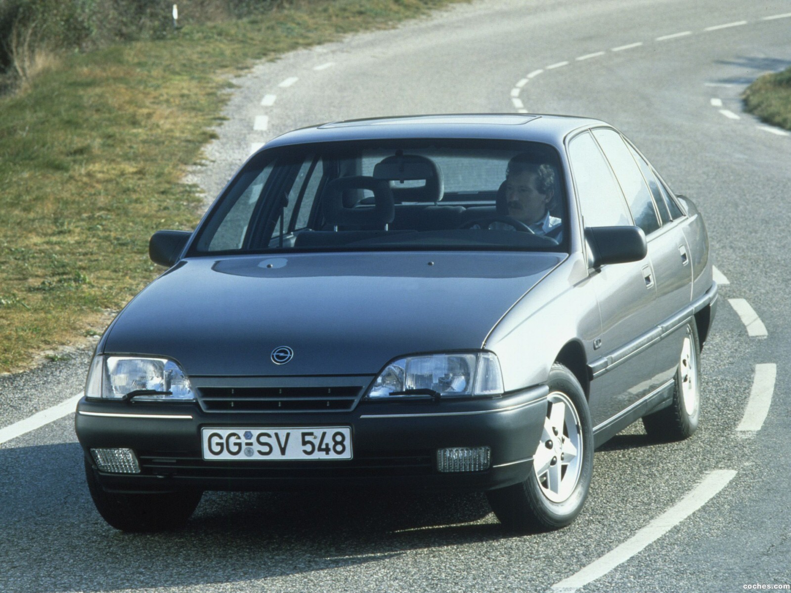 Fotos De Opel Omega A 1986