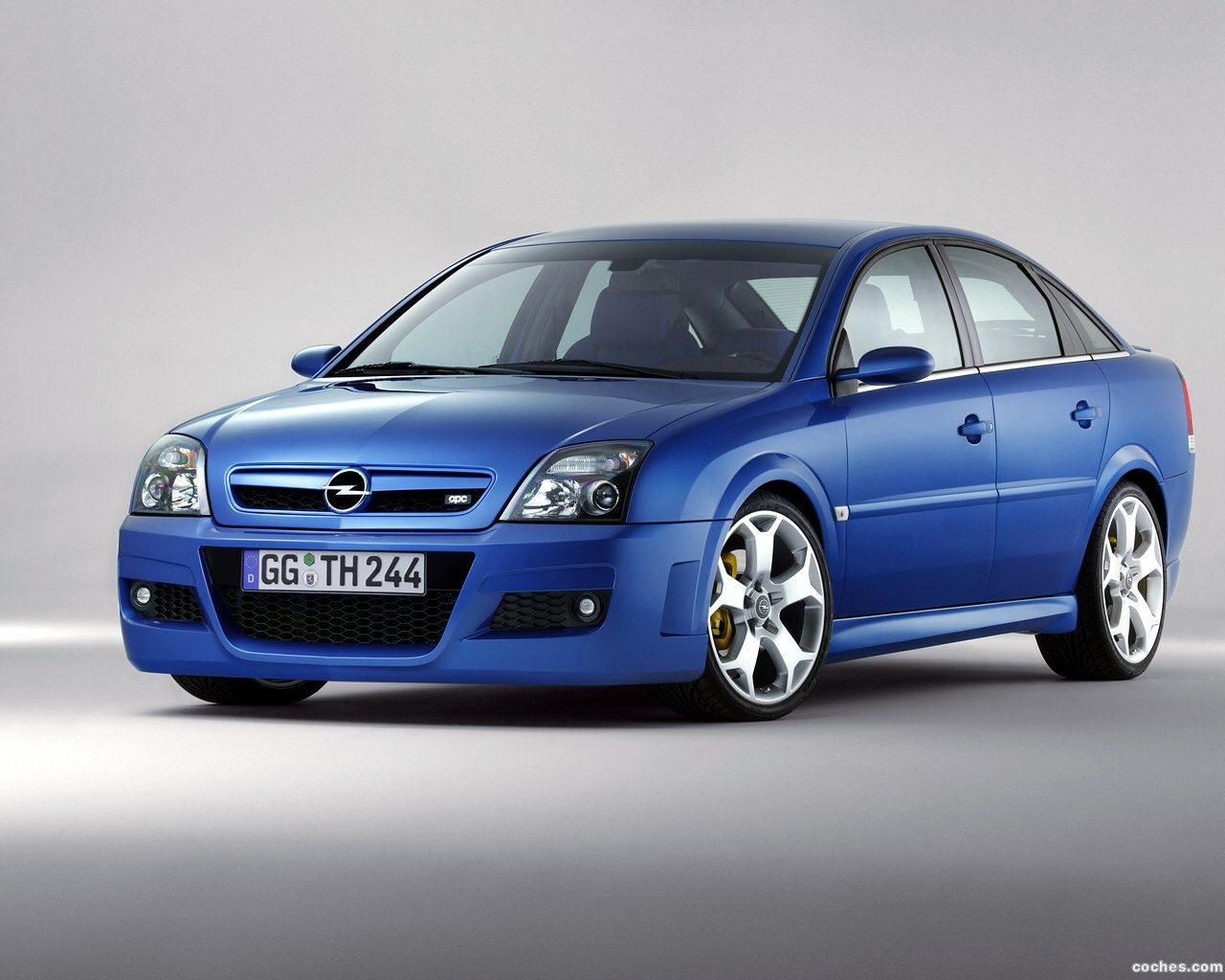 Fotos de Opel Vectra OPC 2003