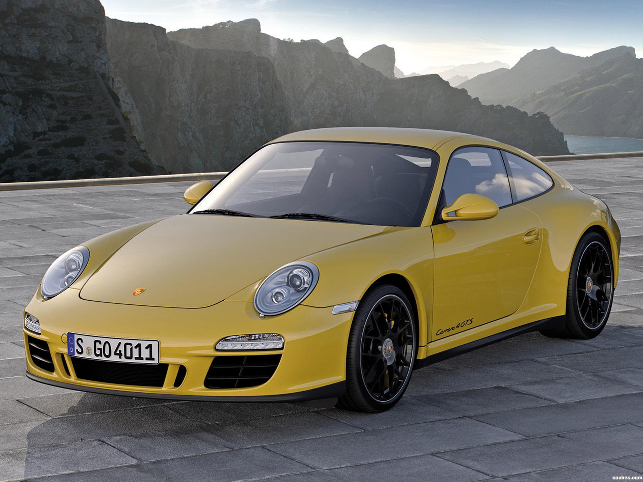 Купить порше купе. Порше 911 2011. Порше 911 Каррера 4 GTS. Porsche 911 Carrera GTS. Porsche 911 Carrera 4 1999.