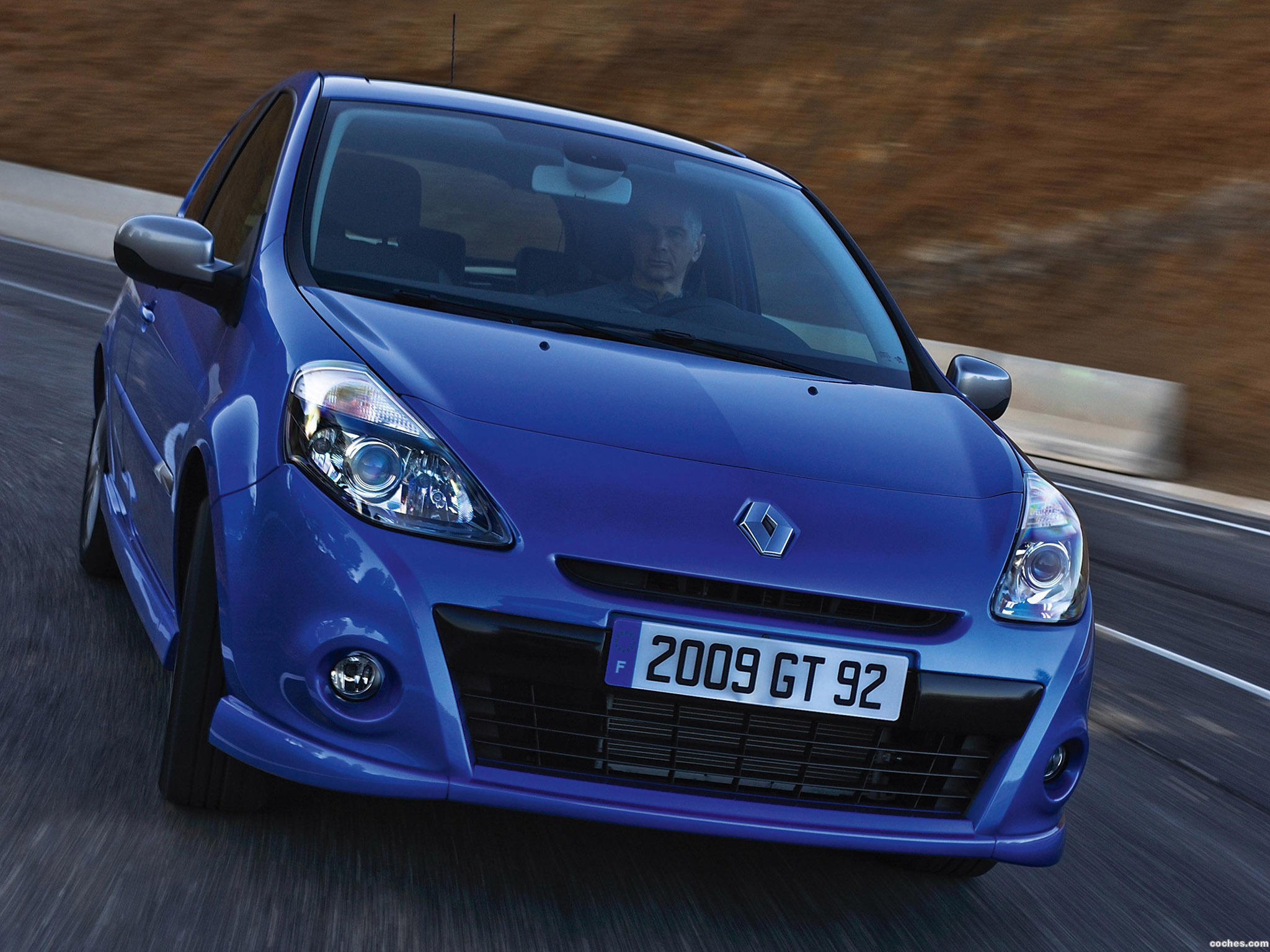 renault_clio-2009_r8