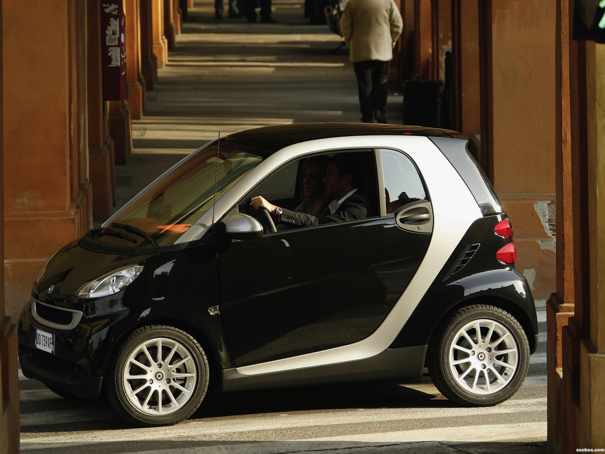 smart_fortwo-2007_r6