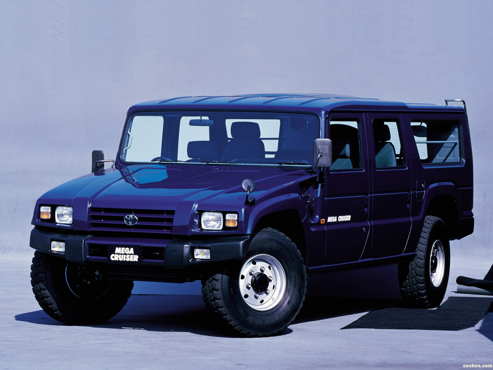 toyota_mega-cruiser-1996-2001_r5