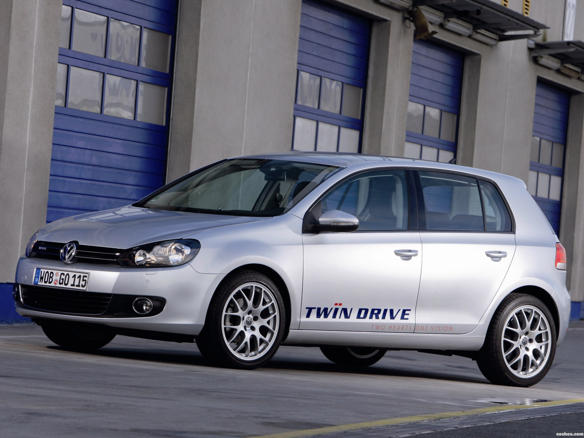 volkswagen_golf-twindrive-concept-2009_r2