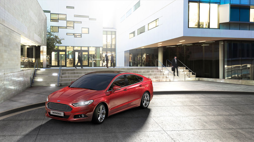 Ford Mondeo 2015 01
