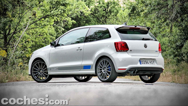 Volkswagen_Polo_R_WRC_03